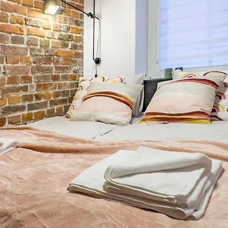 Dozen Kittens Apartamento *