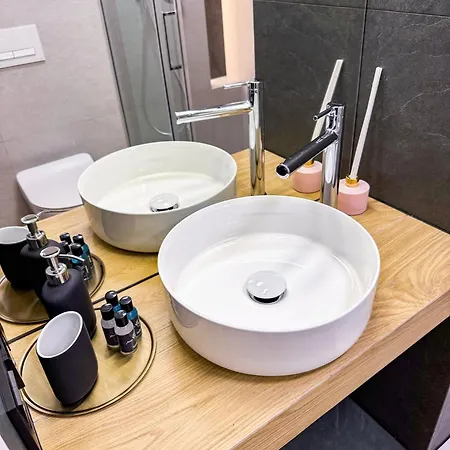 Dozen Kittens * Krakow